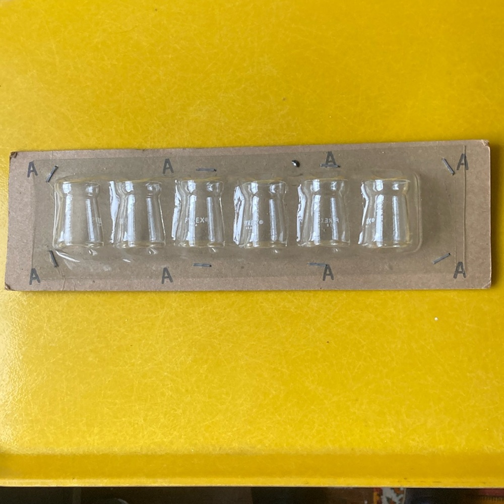 Deadstock Pyrex set of 6 tiny glass beaker funnels in original packaging